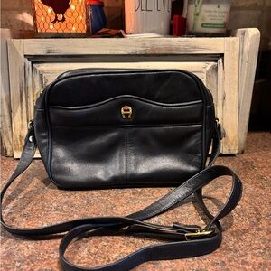 ⭐️⭐️Vintage Aigner Black Leather Crossbody Bag